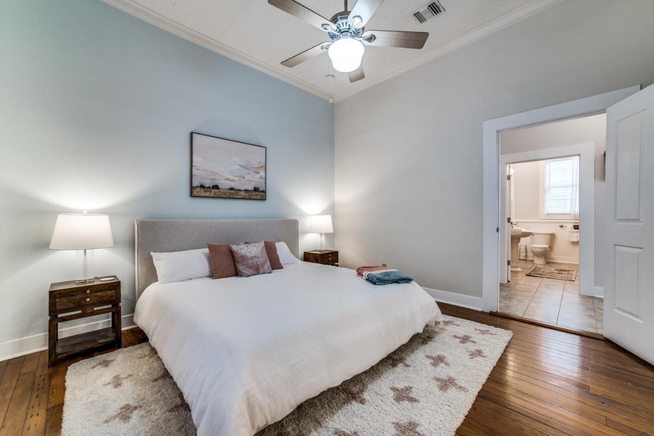 Downtown Historic 2Bdrm, Walk To Riverwalk, Alamo; Beautifully Renovated! San Antonio Exteriör bild