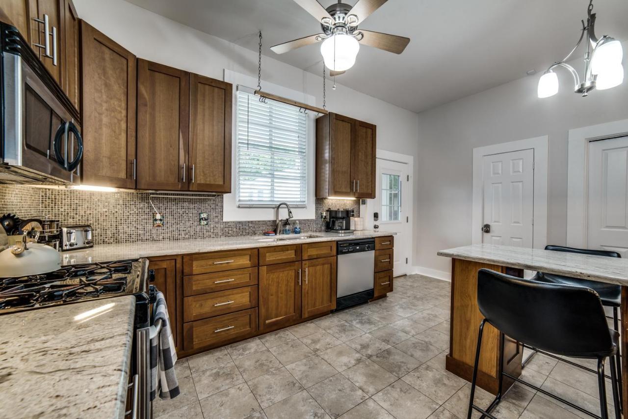Downtown Historic 2Bdrm, Walk To Riverwalk, Alamo; Beautifully Renovated! San Antonio Exteriör bild